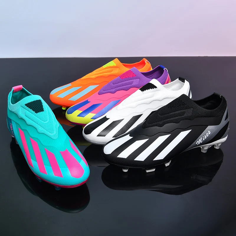 Outdoor Sport Court - Nowe męskie buty piłkarskie na świeżym