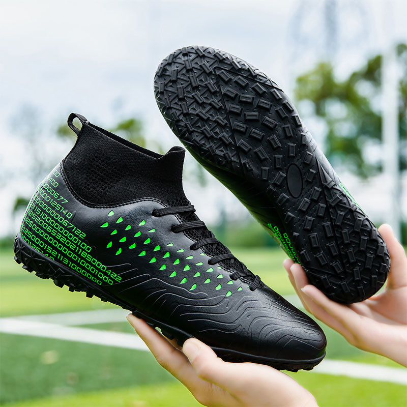 Buty piłkarskie Superfly FG Ou – Outdoor Sport Court recenzja i cena